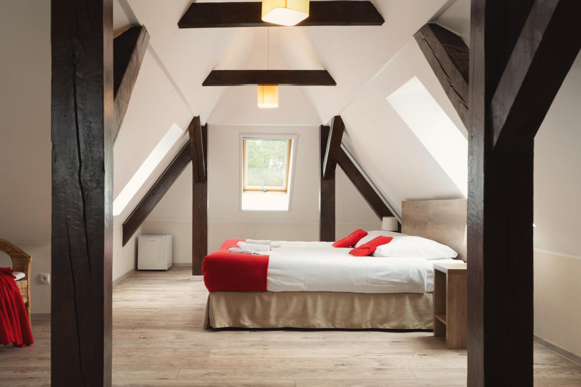 Stary Mlyn Strzeszyn Hotel Łubowo Kültér fotó