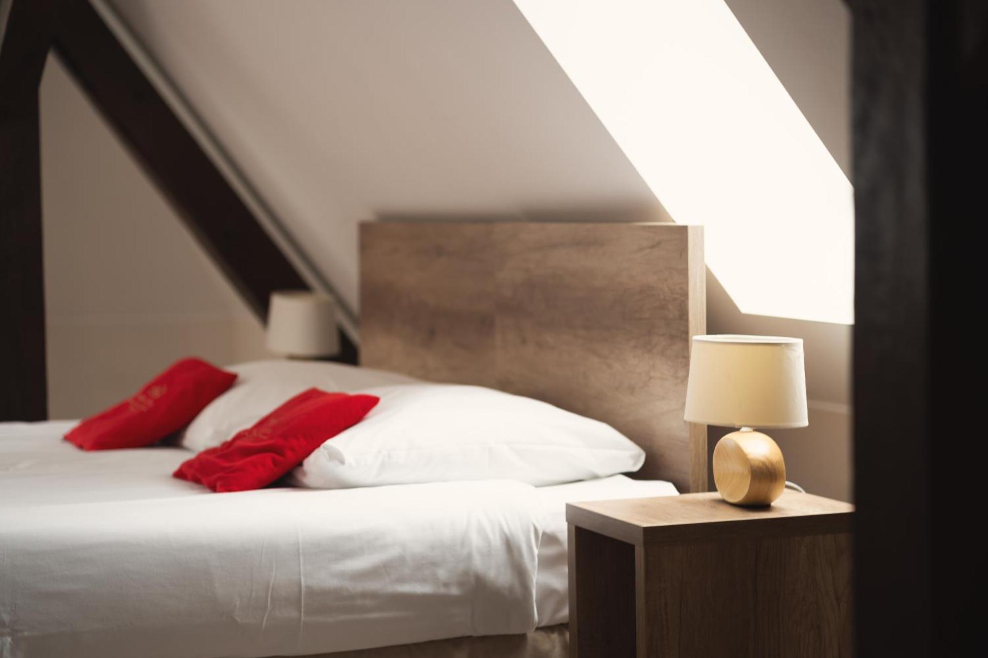 Stary Mlyn Strzeszyn Hotel Łubowo Kültér fotó